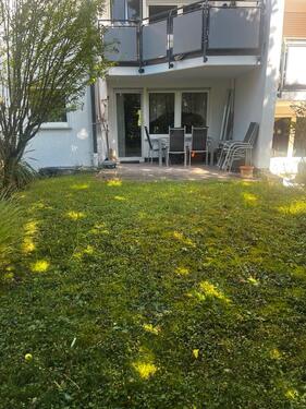 Foto - Ruhige 3-Zi.-Wohnung mit Gartenanteil und Tiefgarage – ab Okt.