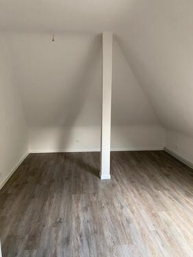 Foto - 2-Zimmer Dachgeschosswohnung in Reusrath