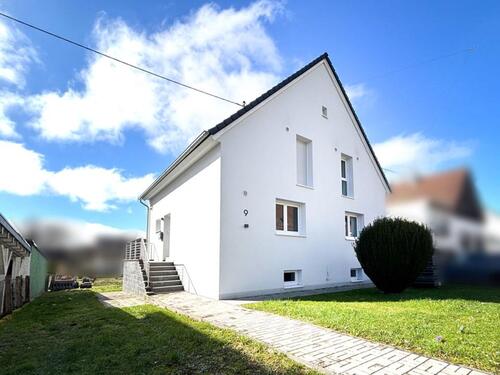 Foto - Kernsaniertes Einfamilienhaus mit großem Grundstück in Nonnweiler