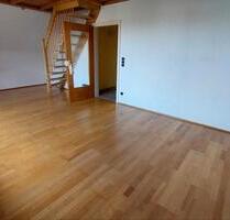 Gemütliche 3-Zimmer-Dachgeschosswohnung - Celle Neustadt/Heese