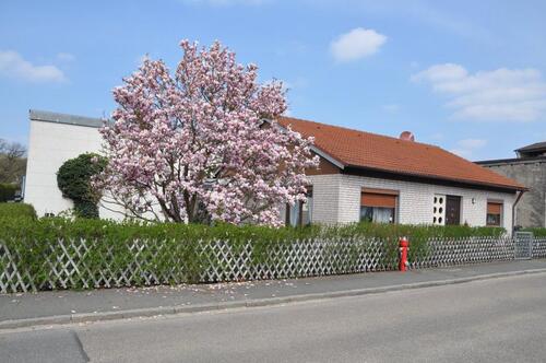 Foto - Einfamilienhaus in Feucht - 498.000,00 EUR Kaufpreis, ca.  88,00 m²