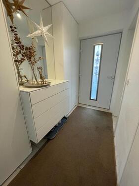 Foto - Moderne Doppelhaushälfte mit viel Platz und Ausbaupotenzial