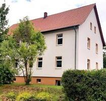 helle 3-Raum-Wohnung mit Kamin - 610,00&nbsp;EUR Kaltmiete, ca.&nbsp; 68,00&nbsp;m&sup2; in Schmalkalden (PLZ: 98574)