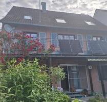 90 m² 2-Zimmer Wohnung im 1.Stock Altbau mit Balkon und Carport - Veringenstadt