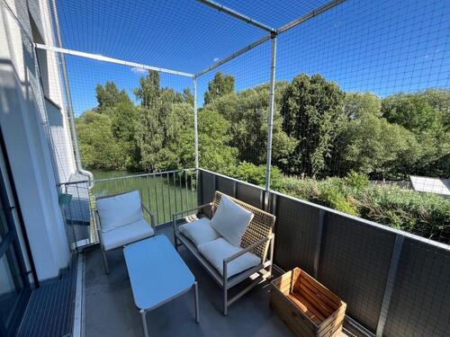 Foto - EXTRAVAGANTE LICHTDURCHFLUTETE LOFT-WOHNUNG IM GRÜNEN