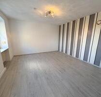 1 ZKB im Erdgeschoss mit Küche - 470,00&nbsp;EUR Kaltmiete, ca.&nbsp; 35,00&nbsp;m&sup2; in Spiesen-Elversberg (PLZ: 66583)