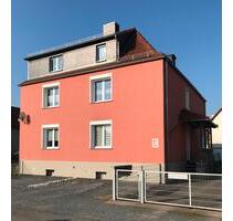 Mehrfamilienhaus, 3 Wohneinheiten, 2 Garagen - Nordhausen
