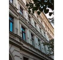 Bezugsfreie Altbauwohnung mit Balkon – Prenzlauer Berg - Berlin Pankow