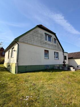 Foto - Charmantes Sanierungsobjekt mit großem Grundstück in ruhiger Lage