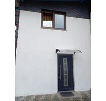2 Raum- Wohnung zu vermieten - 500,00&nbsp;EUR Kaltmiete, ca.&nbsp; 65,00&nbsp;m&sup2; in Schleusingen (PLZ: 98553)