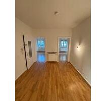 Riesige Familienwohnung im Erdgeschoss.. - Duisburg Mittelmeiderich