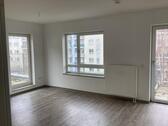 Foto - Großzügige helle 2-Zimmer-Wohnung mit Balkon und Terrasse