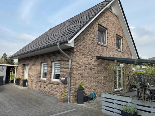 Foto - Einfamilienhaus zu vermieten - 1.600,00&nbsp;EUR Kaltmiete, ca.&nbsp; 125,00&nbsp;m&sup2;