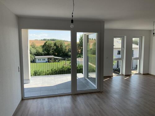 Foto - Etagenwohnung in Waldbüttelbrunn zur Miete