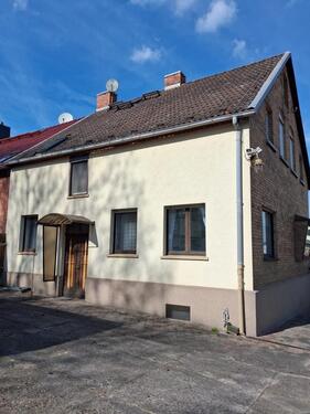 Foto - Doppelhaushälfte - 170.000,00&nbsp;EUR Kaufpreis, ca.&nbsp; 122,00&nbsp;m&sup2;