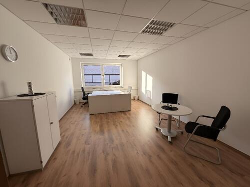 Foto - Büro Langenhagen inkl. Möbel, Internet, Heizung etc. - Ab 599€