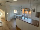 Foto - Lichtdurchflutetes, modernes DG-Appartement im Zentrum von AA