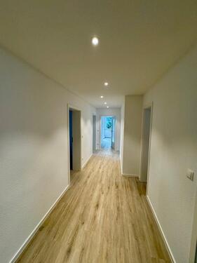 Foto - Erstbezug nach Sanierung - 3 Zimmer-Wohnung mit Balkon