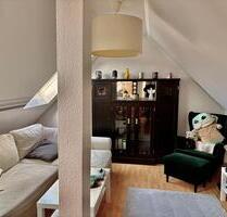 Helle 2-Zimmer Dachgeschosswohnung im Zentrum Overath | Küche + S