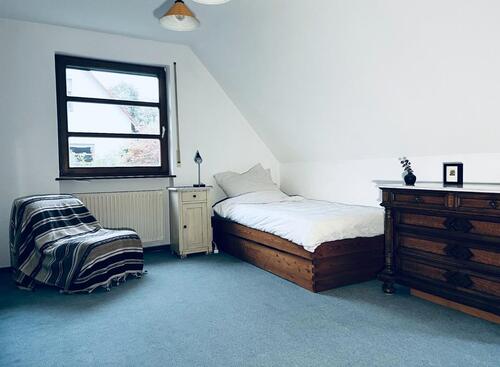 Foto - möbliertes Zimmer f.Wochenendheimfahrer Praktikum Berufspendler