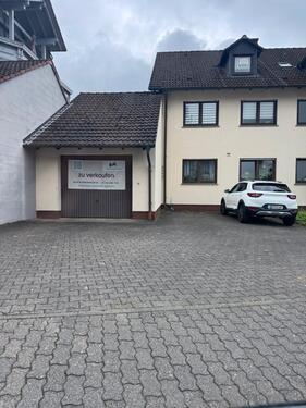 Foto - Große Garage zu verkaufen - 29.500,00&nbsp;EUR Kaufpreis, ca.&nbsp; 30,64&nbsp;m&sup2;
