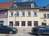Foto - Haus mit Wohn und Gewerbefläche