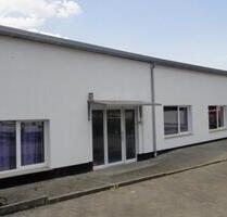 Gewerbehalle 300qm plus 200qm im Obergeschoss Lager-Büro - Übach-Palenberg