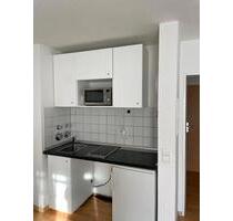 Charmante 1-Zimmer-Wohnung, Balkon und Tiefgaragenstellplatz 7129 - Leonberg