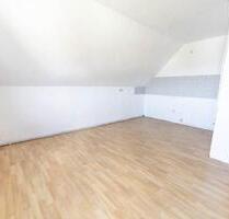 Sonnige 2- Zimmer Wohnung zu vermieten- Stellplatz- Doppelgarage - Schramberg