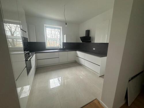 Foto - Wohnung 2 Zimmer Küche Bad - 1.350,00 EUR Kaltmiete, ca.  85,00 m²