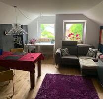 Helle Wohnung im DG, 1,5-Zimmer mit Schlafnische - Stiefenhofen