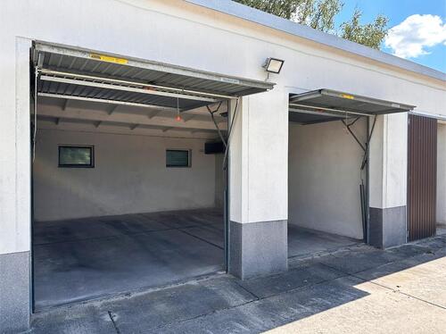 Foto - Garage Lagerfläche ca. 35 m² auf gesichertem Gelände – ideal für Fahrzeugunterstellung