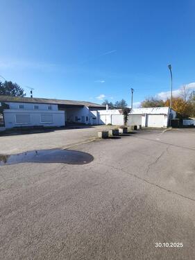 Foto - 4-Familienhaus mit 4 Garagen in Wallerfangen