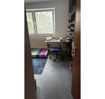 Zimmer zum vermieten - 450,00&nbsp;EUR Kaltmiete, ca.&nbsp; 20,00&nbsp;m&sup2; in Erlangen (PLZ: 91056) Alterlangen