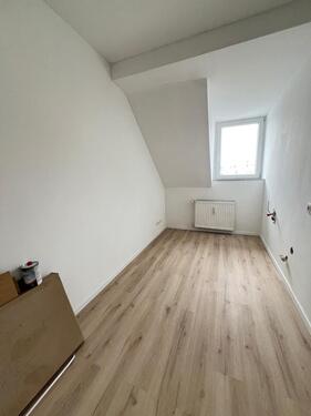 Foto - 4 Zimmer Dachgeschoßwohnung zur Miete in Wesseling