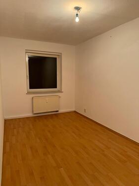 Foto - Helle 2-Zimmer-Wohnung mit Balkon in Chemnitz-Gablenz (Zeißstr.)