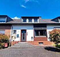 Gepflegtes, modernes Reihenmittelhaus in Mönchengladbach-Lürrip