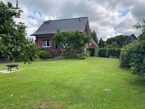 Foto - Einfamilienhaus in Aukrug - 330.000,00&nbsp;EUR Kaufpreis, ca.&nbsp; 82,00&nbsp;m&sup2;