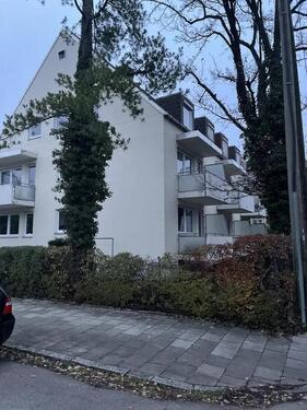 Foto - Möblierte 1-Zimmer-Wohnung mit Süd-Balkon & Gemeinschaftsgarten in München-Obermenzing
