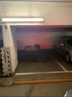 Foto - Tiefgaragenstellplatz Bergedorf Lohbrügge mit Videoüberwachung!