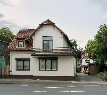 Foto - Einfamilienhaus mit freistehender Lagerhalle