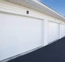 Garage in Nienstädt mit Licht und Strom zu vermieten