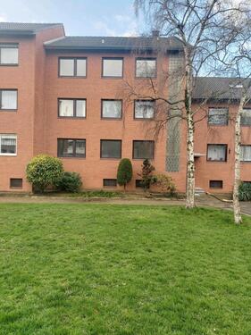 Foto - Mehrfamilienhaus Wohnung - 1.300,00&nbsp;EUR Kaltmiete, ca.&nbsp; 86,00&nbsp;m&sup2;