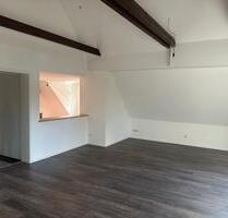 Großzügige helle Dachgeschosswohnung zu vermieten - Löningen