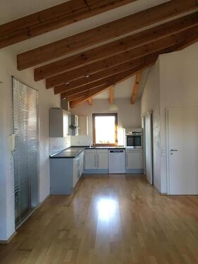 Foto - Hochwertig gepflegte 4 Zimmer Wohnung mit Balkon in Riedstadt