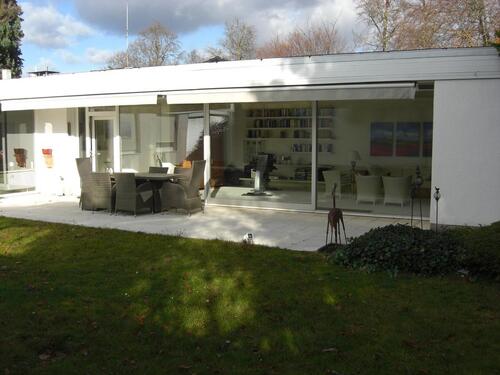 Foto - Bungalow in der Neutra-Siedlung 64546 Mörfelden-WALLDORF