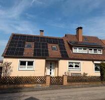 Traumhaftes Haus mit Garten und Wellnessbereich in Arberg