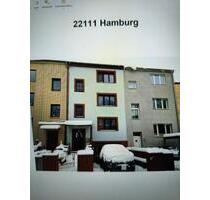 Haus mit 3 Wohnungen, Garten und viel Potenzial in Hamburg-Horn