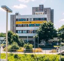 Erstbezug nach Sanierung: Räumlichkeiten im EG der 