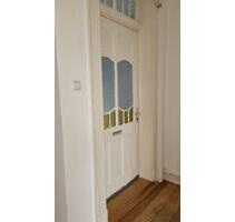 Helle 3 Zimmer Wohnung mit Einbauküche Die Altbauwohnung - Neumünster